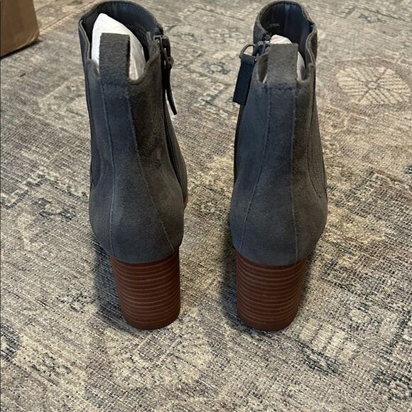 Violet & Red Meaghan Heeled Suede Booties - Dark Grey - Picture 3 of 5